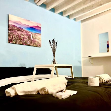 Genova Centro Affittacamere- Bagno In Comune מראה חיצוני תמונה